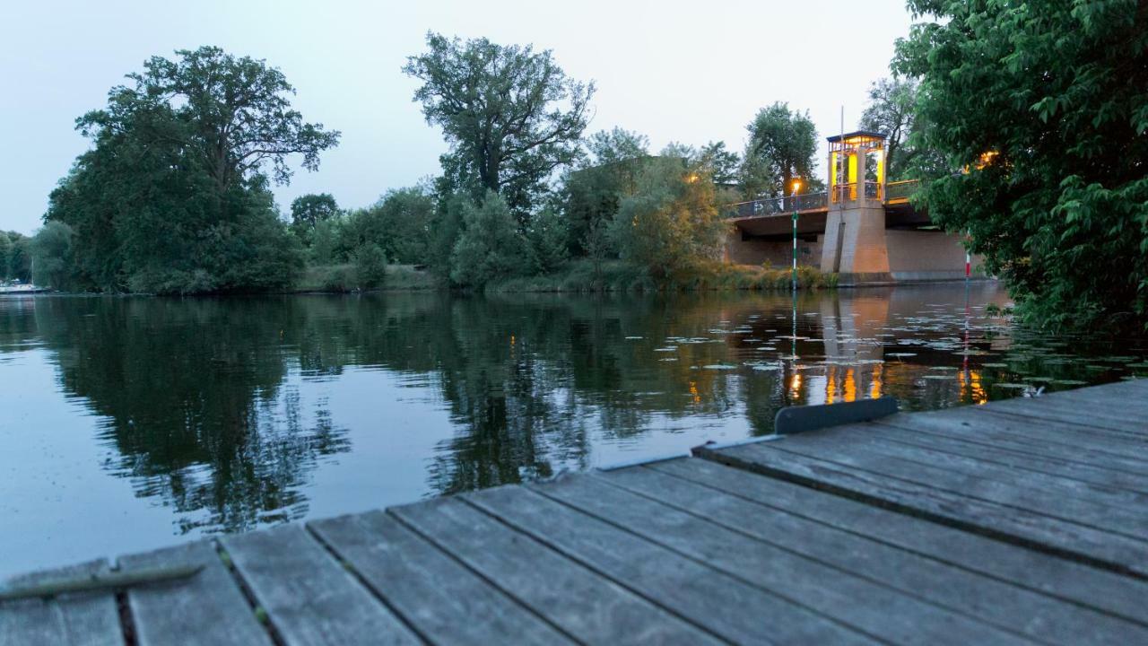 Landhaus Am Jungfernsee Potsdam Buitenkant foto
